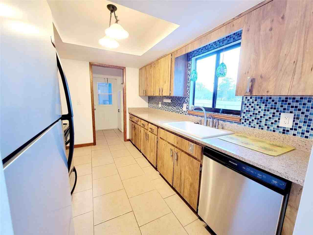 9760 Sw 101st Ln - Photo 3 of 17