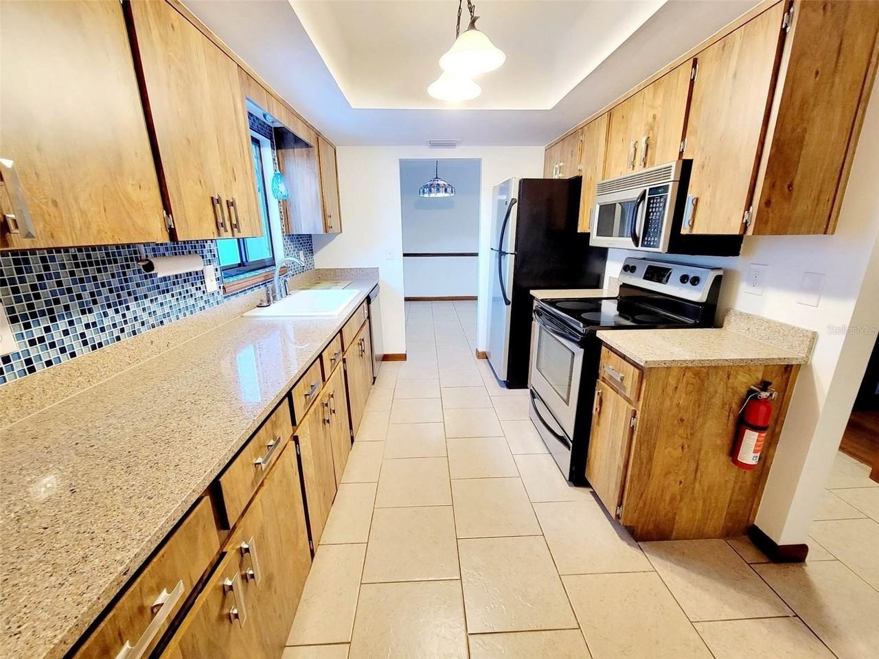 9760 Sw 101st Ln - Photo 5 of 17