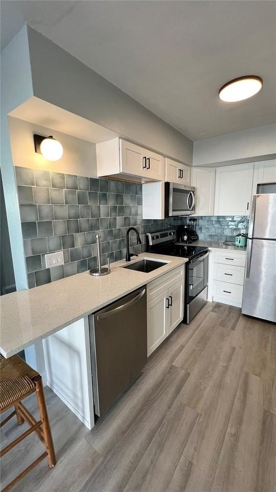 974 Tennessee Ln - Photo 4 of 14