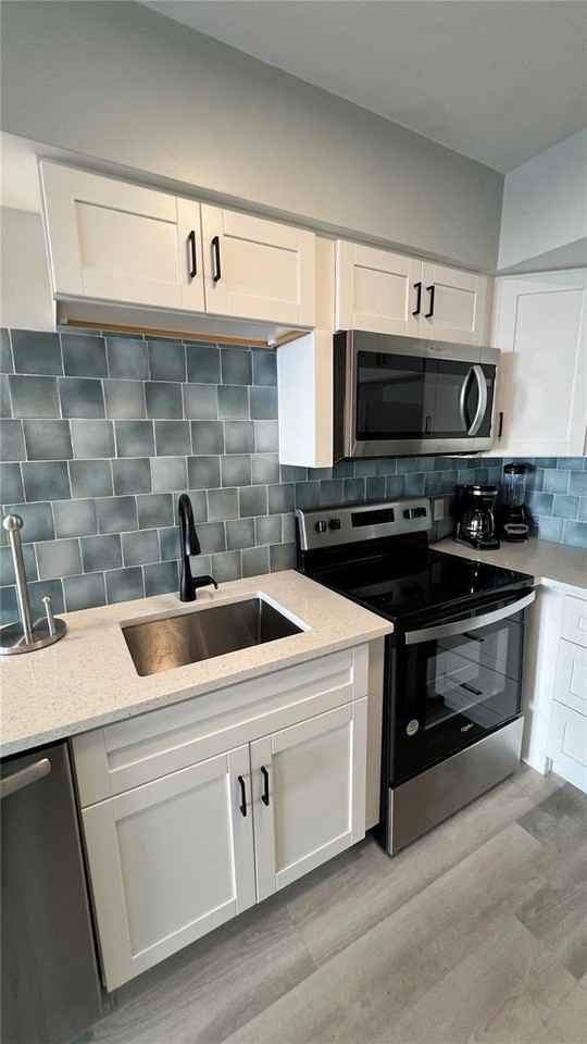 974 Tennessee Ln - Photo 5 of 14