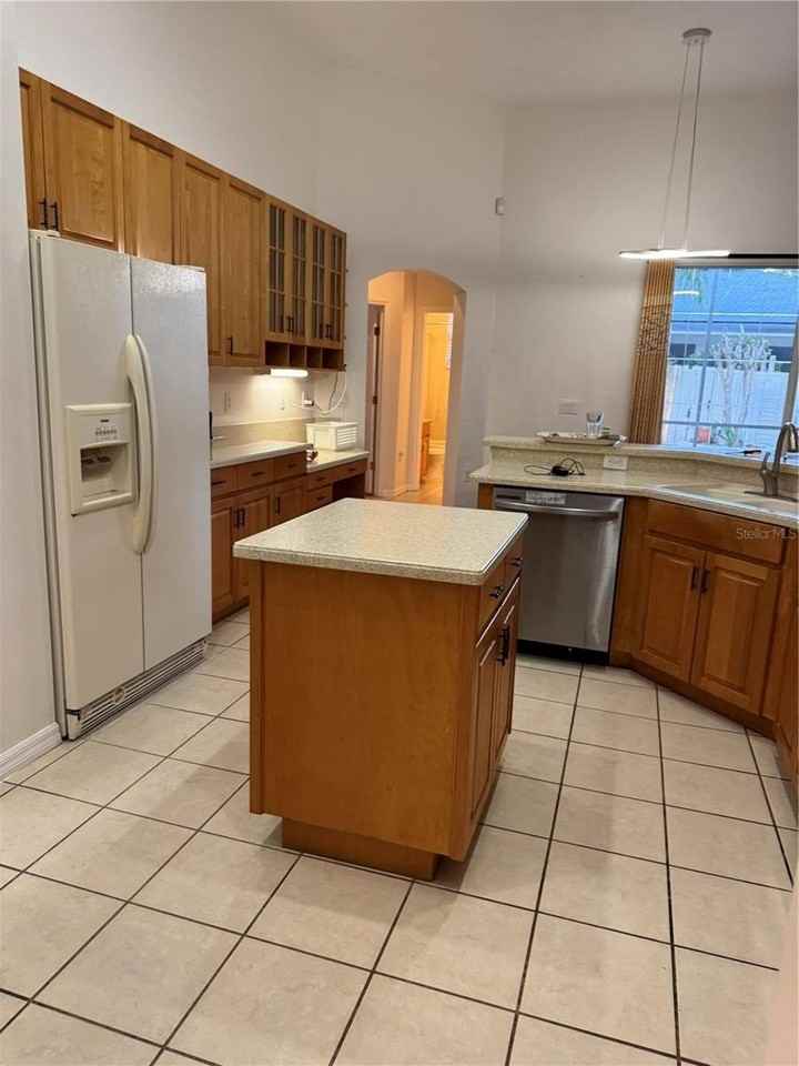 10209 Shadow Branch Dr - Photo 7 of 23