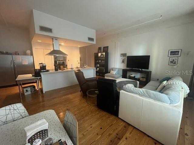 509 N Tampa St #2C - Photo 4 of 16