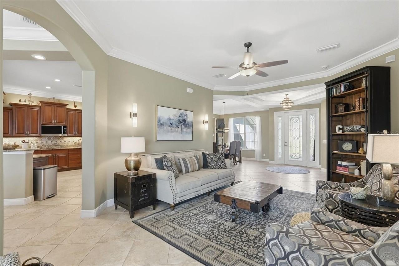 14716 4th Dr Ne - Photo 5 of 44