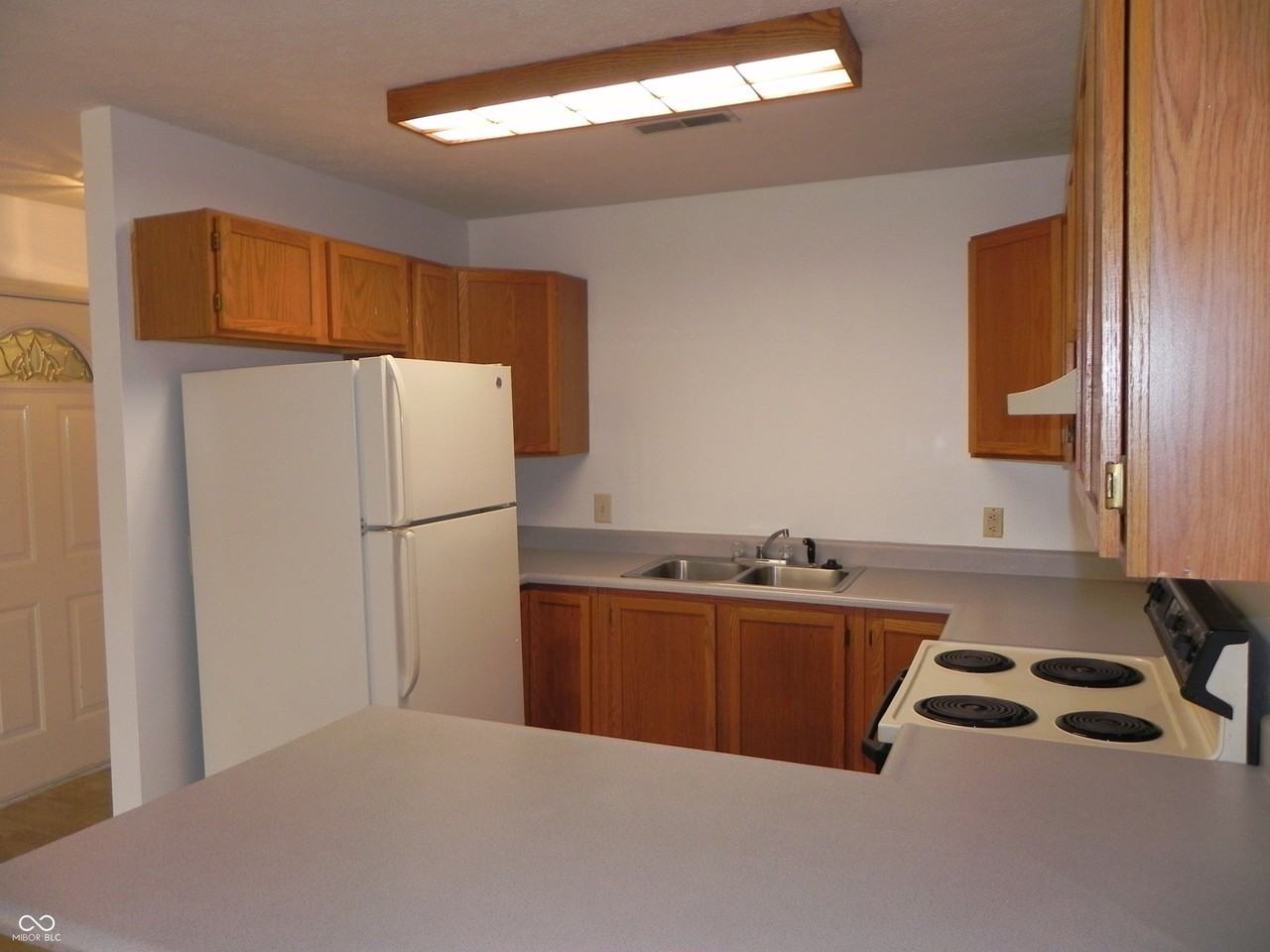 250 Locust Ln #1A - Photo 6 of 16