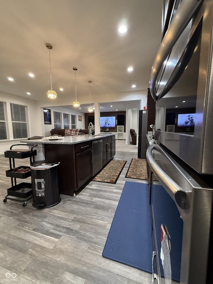 6241 Buck Blvd - Photo 3 of 42