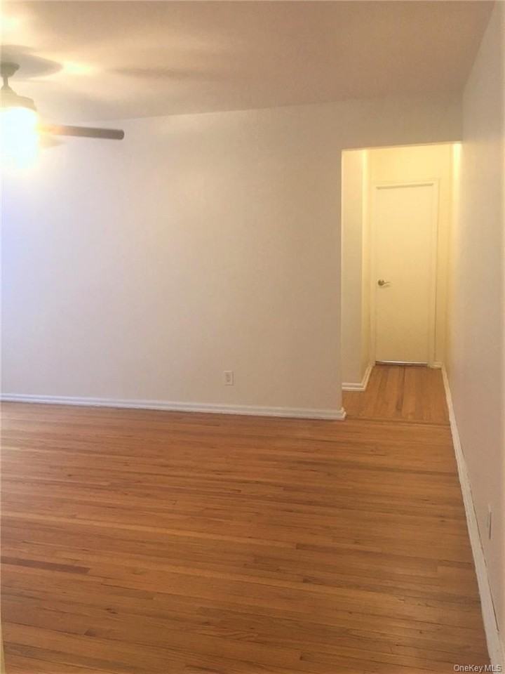 770 Bronx River Rd Apt A26 #A26 - Photo 3 of 13
