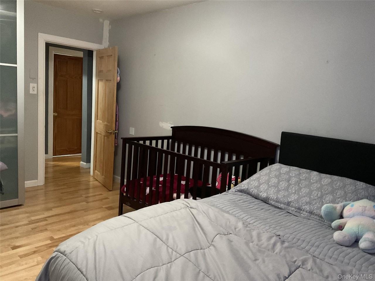 24 Cooledge Dr - Photo 4 of 9