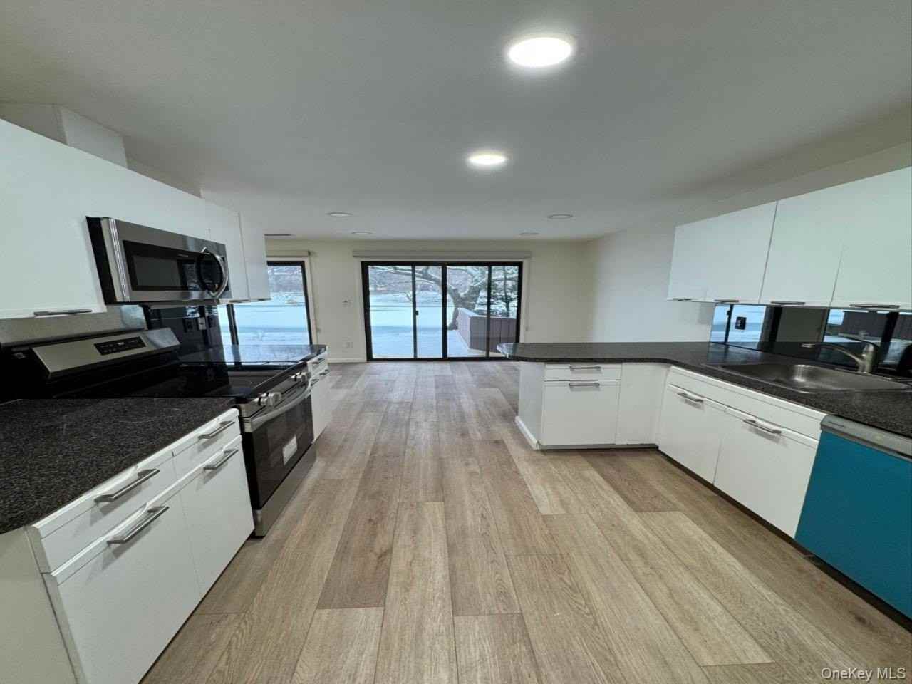 80 Northgate Cir - Photo 2 of 22