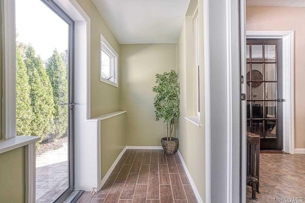 524 Central Ave - Photo 5 of 18