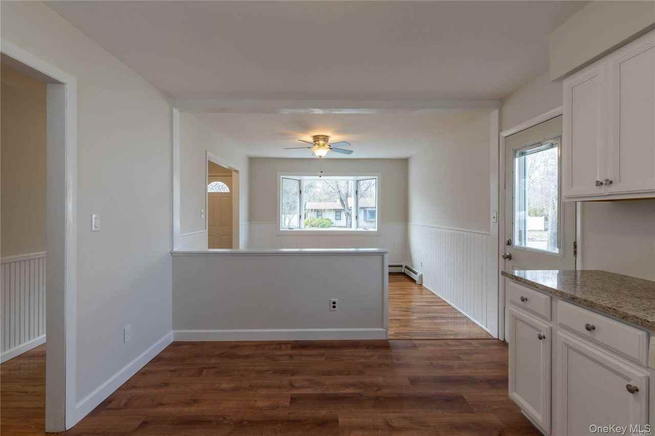 5 Ashland St - Photo 4 of 20