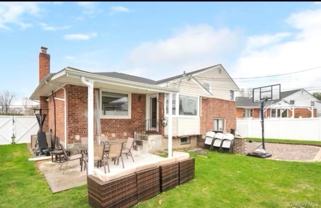 310 Southwood Cir - Photo 1 of 1