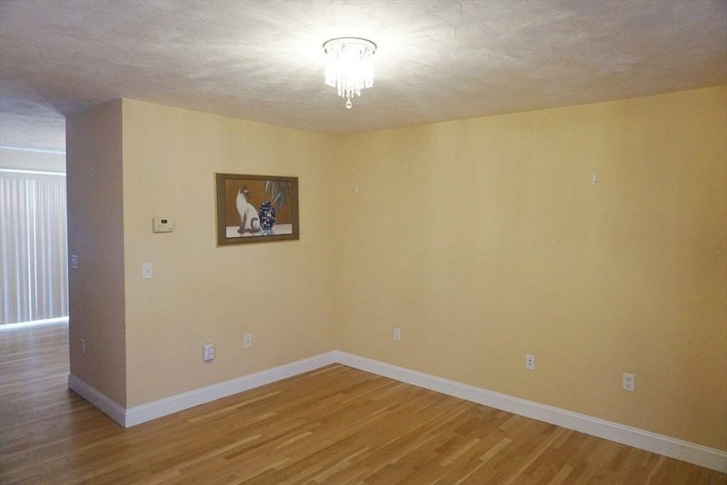 118 Smith St Unit 118 #118 - Photo 4 of 26