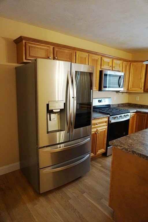 118 Smith St Unit 118 #118 - Photo 6 of 26