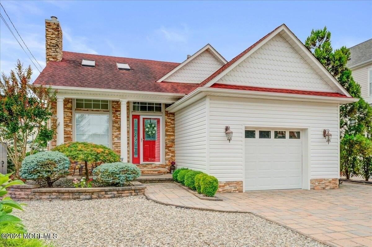 314 Washington Ave - Photo 4 of 26