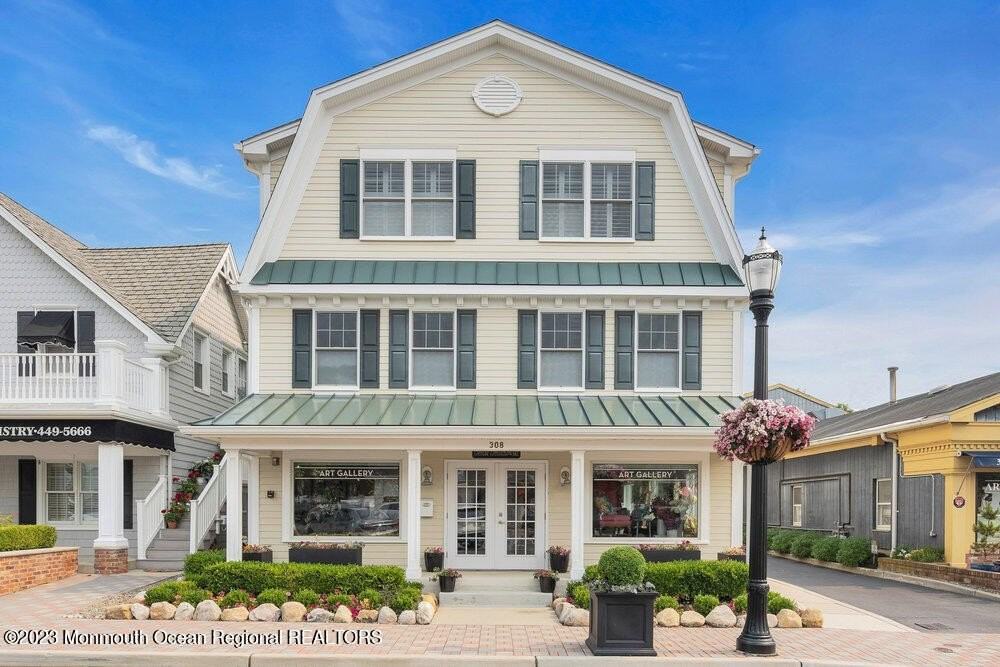 308 Morris Ave Ste A #A - Photo 3 of 37