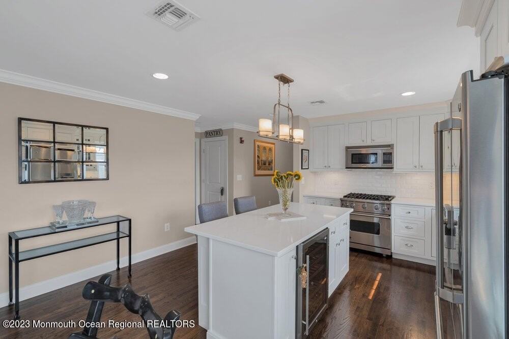 308 Morris Ave Ste A #A - Photo 7 of 37