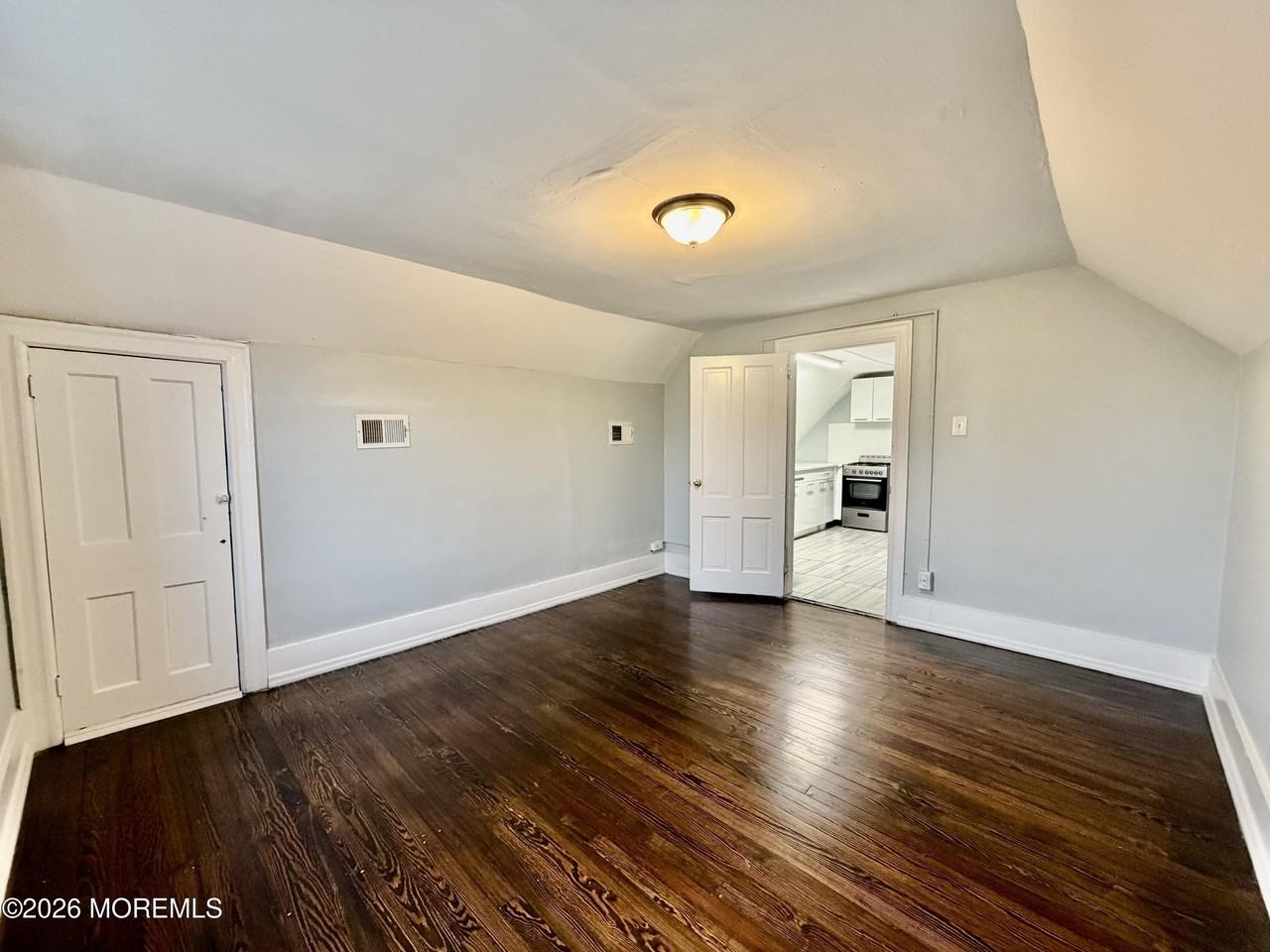 512 4th Ave Apt 4 #4 - Photo 4 of 9