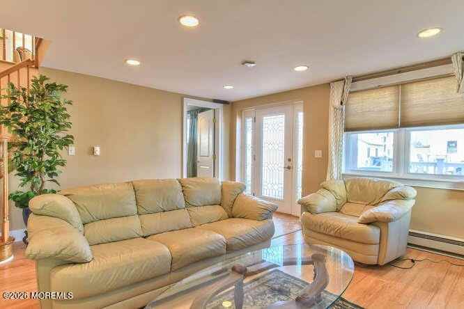 106 Elizabeth Ave - Photo 3 of 24