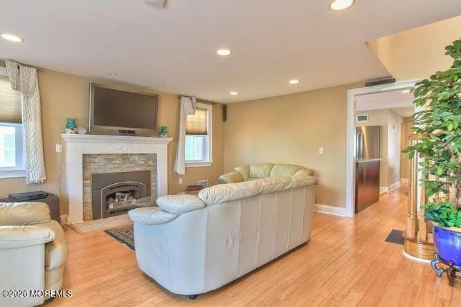 106 Elizabeth Ave - Photo 4 of 24