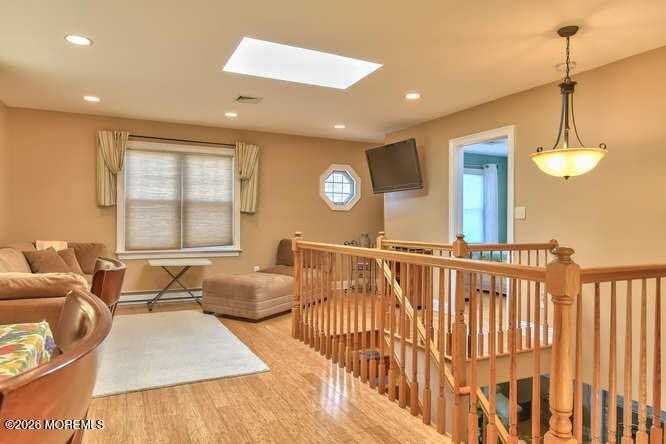 106 Elizabeth Ave - Photo 7 of 24