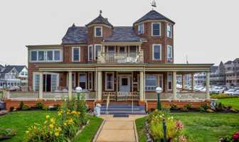 featured image of 19 Ocean Avenue unit: Winter