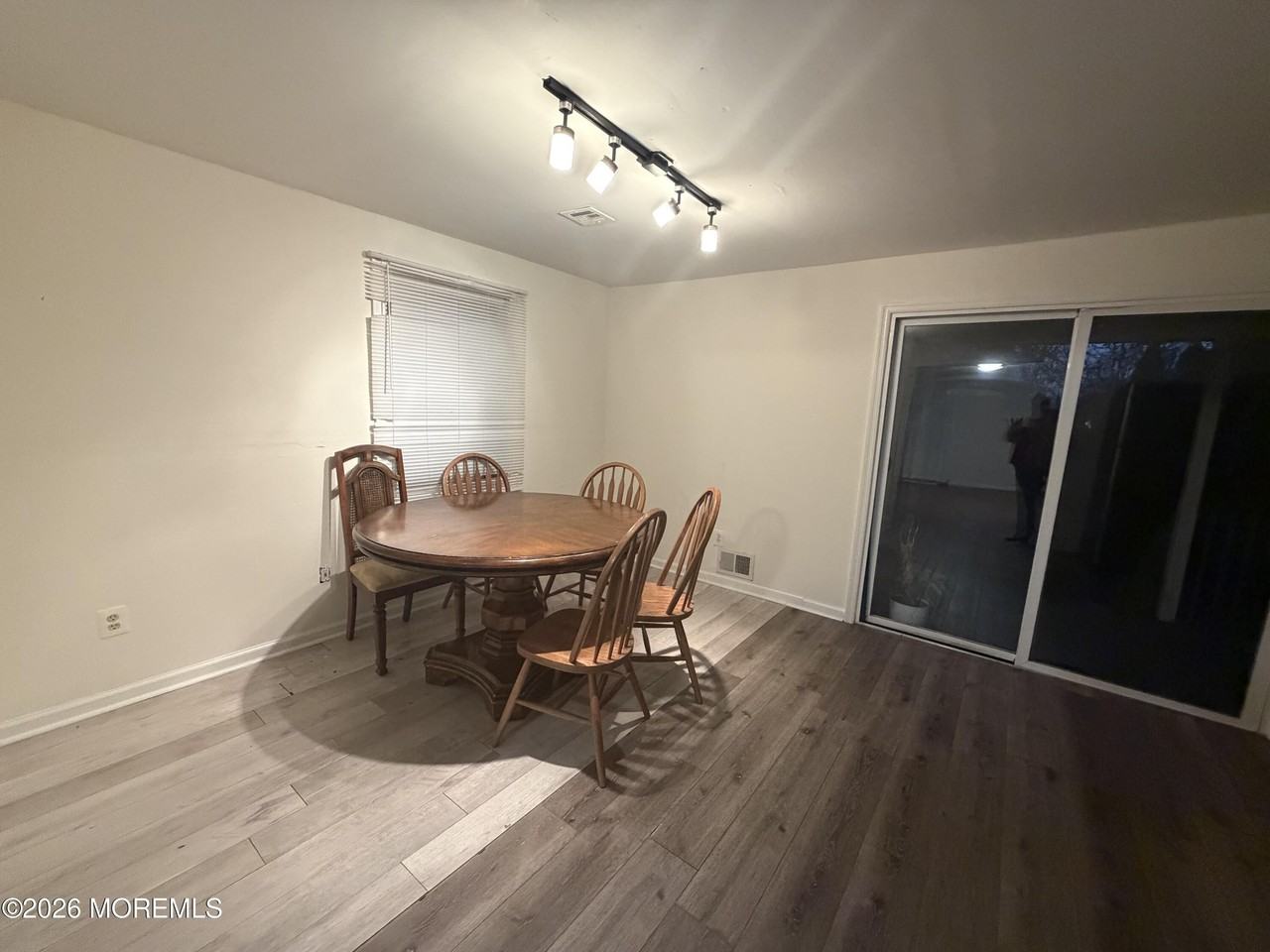 210 W Morgan Ave - Photo 2 of 11