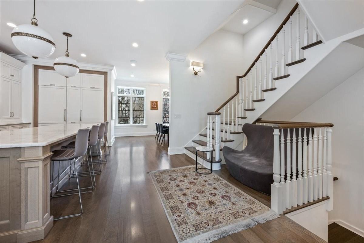 441 W Deming Pl - Photo 6 of 46