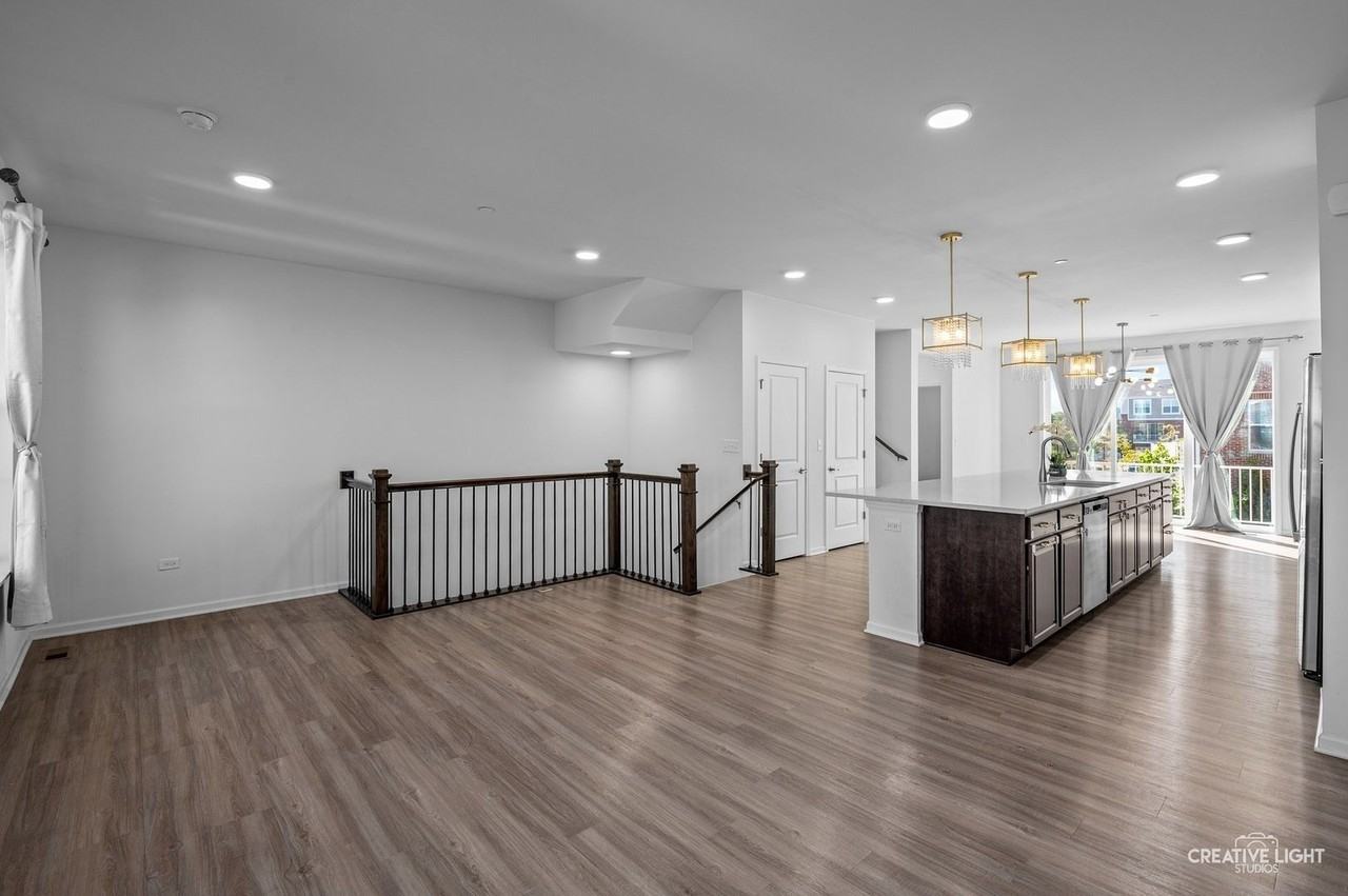 2906 Reflection Dr - Photo 7 of 24