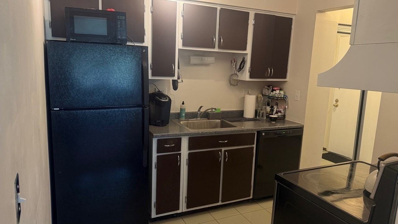 650 Perrie Dr Apt 101 #101 - Photo 2 of 13