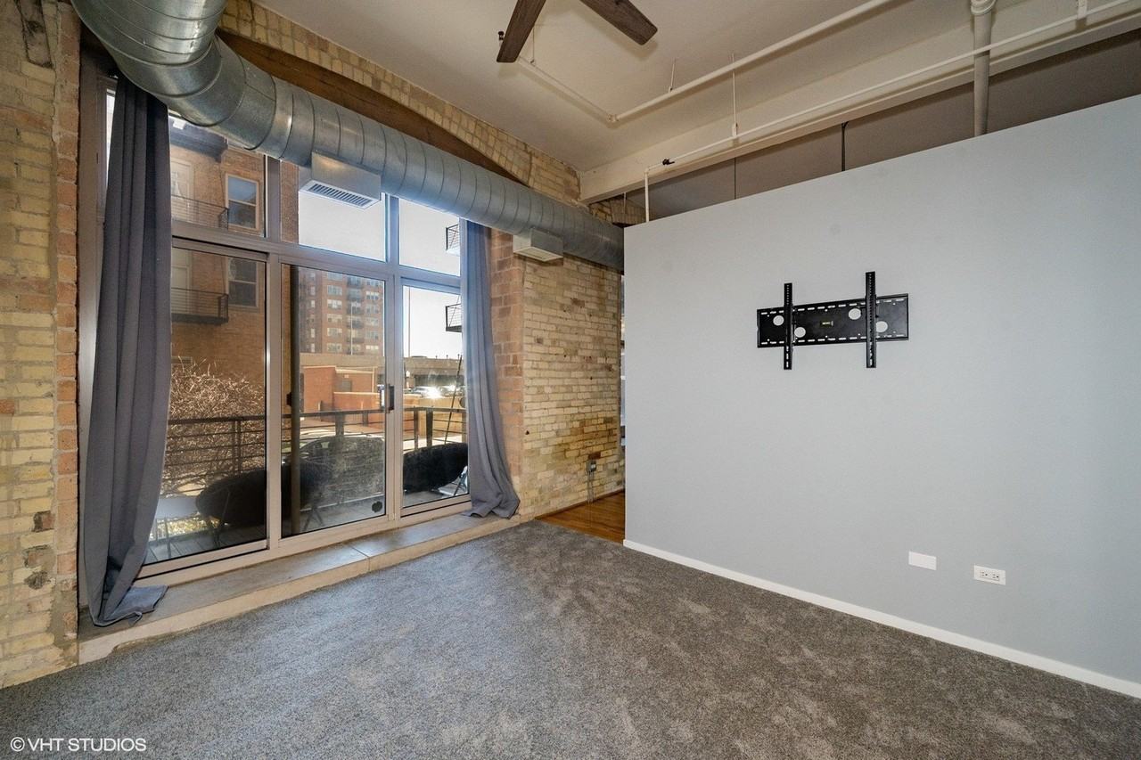 420 S Clinton St Apt 118a #118A - Photo 6 of 14