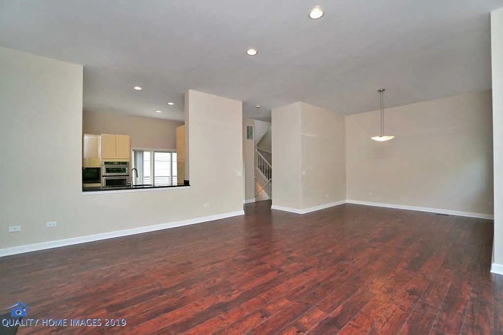 1501 S Prairie Ave Unit 01 #01 - Photo 4 of 23