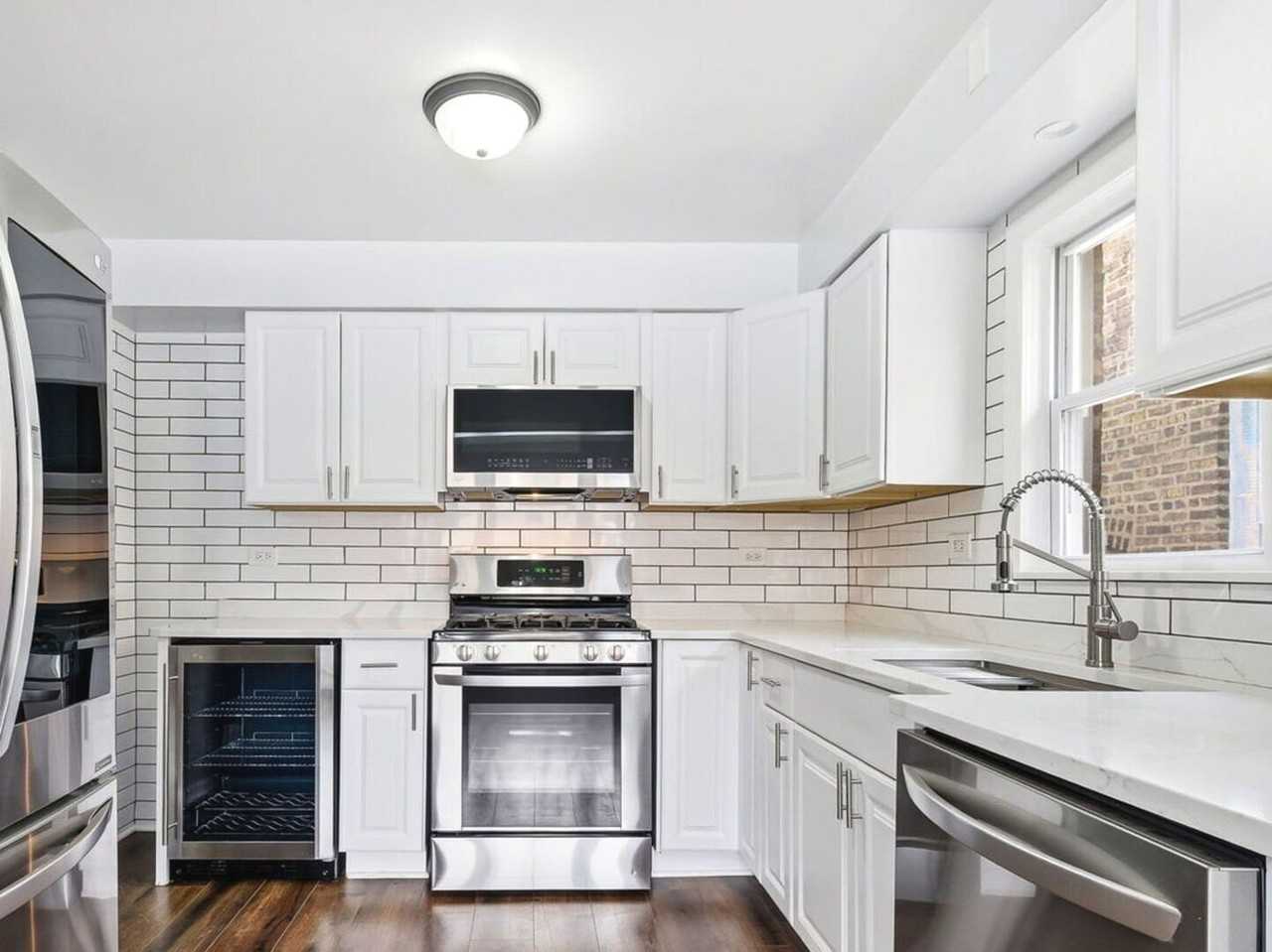 5151 W Agatite Ave Apt 2 #2 - Photo 3 of 21