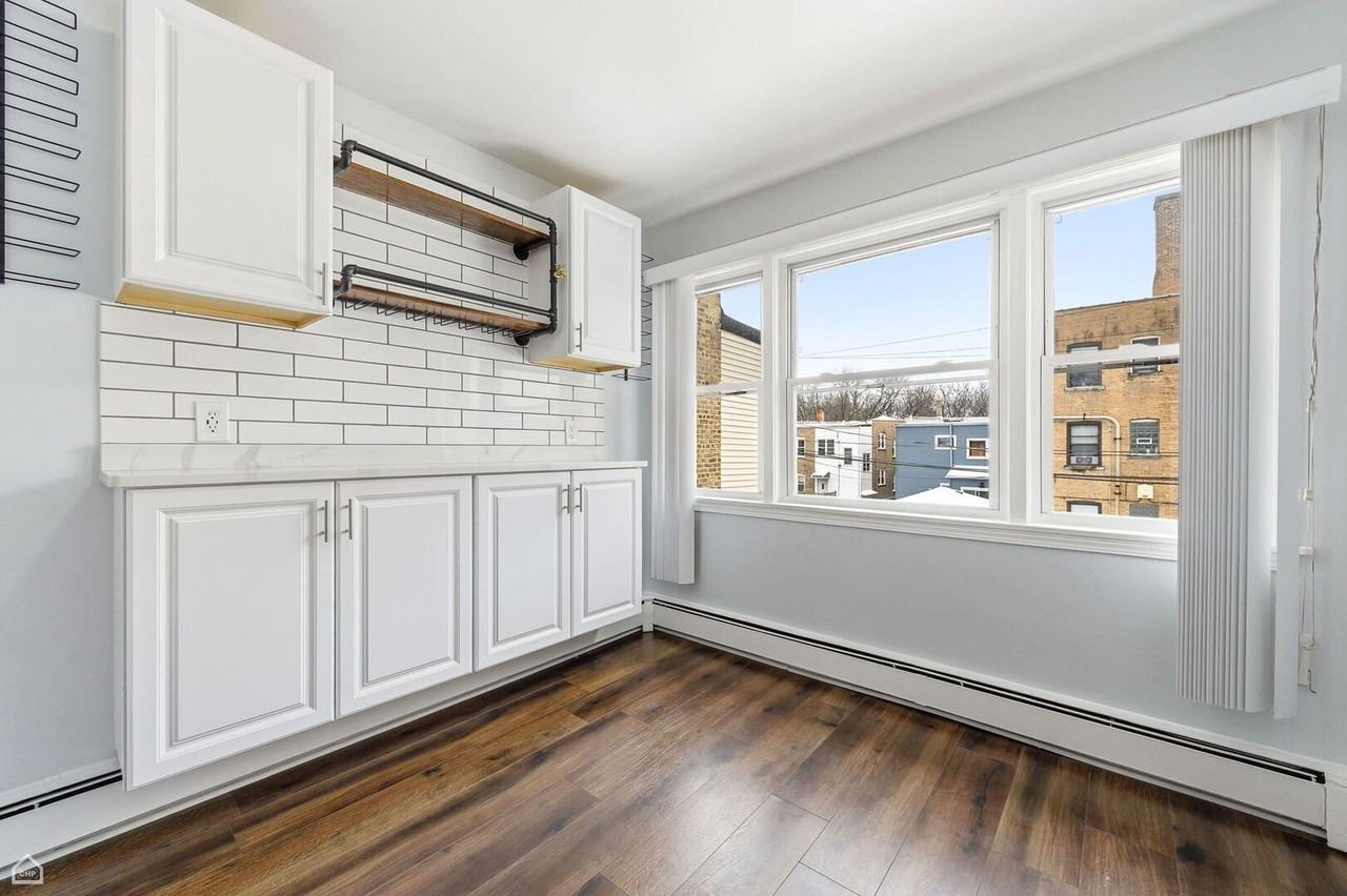 5151 W Agatite Ave Apt 2 #2 - Photo 5 of 21