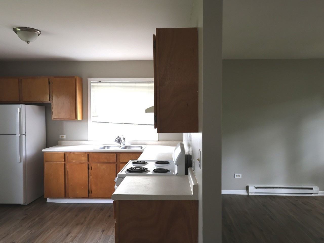 25274 W Lincoln Dr - Photo 2 of 12