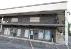 7925 W 103rd St Apt 8 #8 - Photo 1 of 1