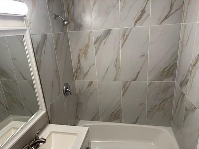 7151 170th St Apt 1e #1E - Photo 4 of 9