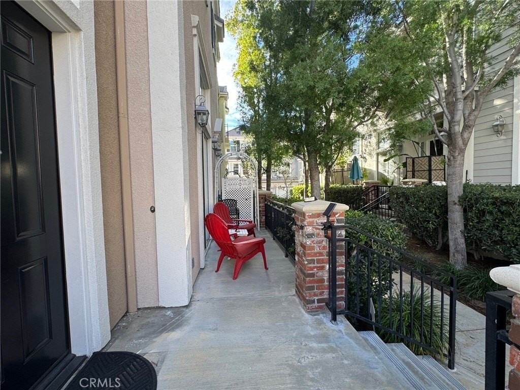 23415 Shorebreak Ln - Photo 7 of 50