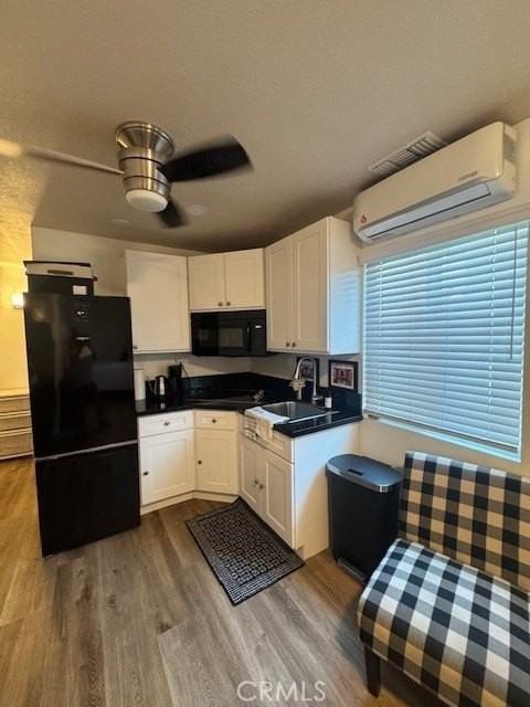 1418 Oxford Ave - Photo 6 of 12