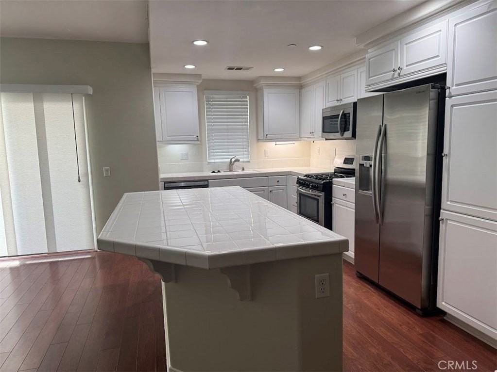 8152 Parkside St - Photo 3 of 31