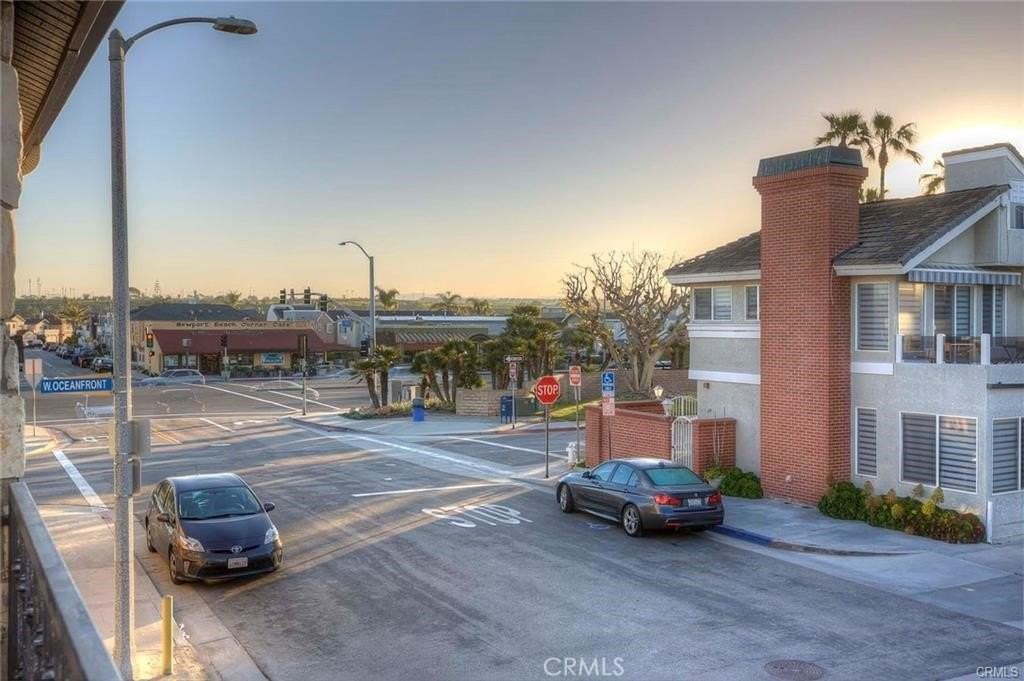 6800 W Oceanfront - Photo 3 of 20