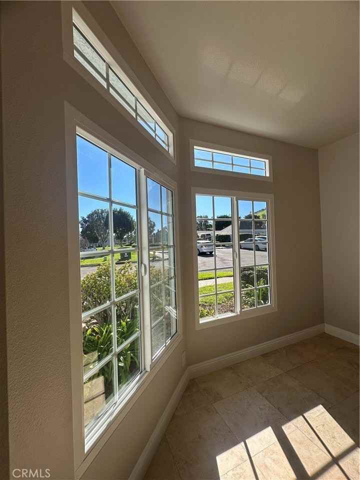 28265 Paseo El Siena - Photo 4 of 25