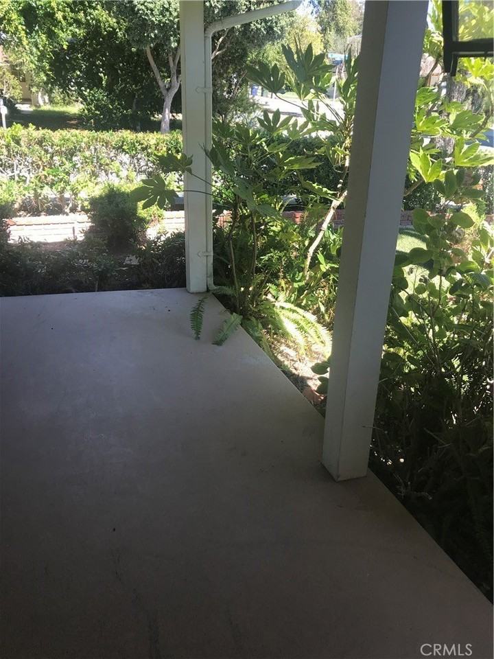 26907 Indian Peak Rd - Photo 6 of 30