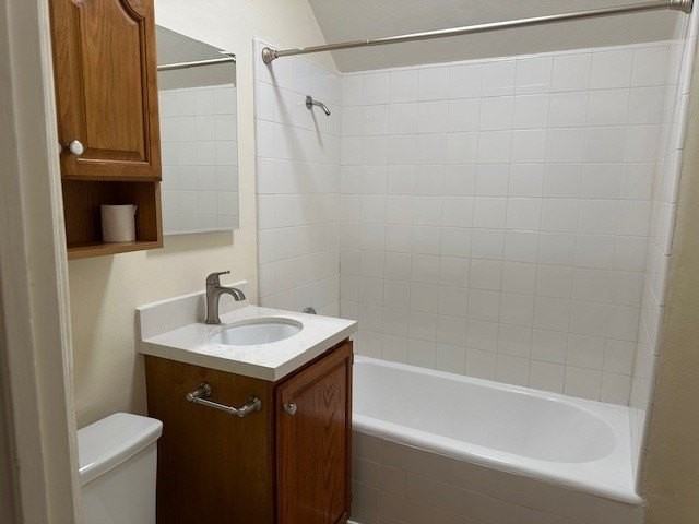 735 W 31st St - Photo 7 of 15