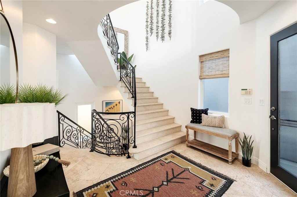 229 23rd St - Photo 3 of 50