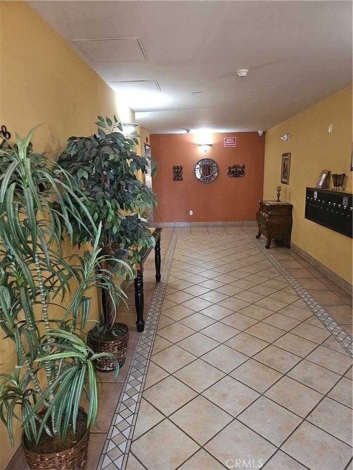 14343 Burbank Blvd #305 - Photo 3 of 19