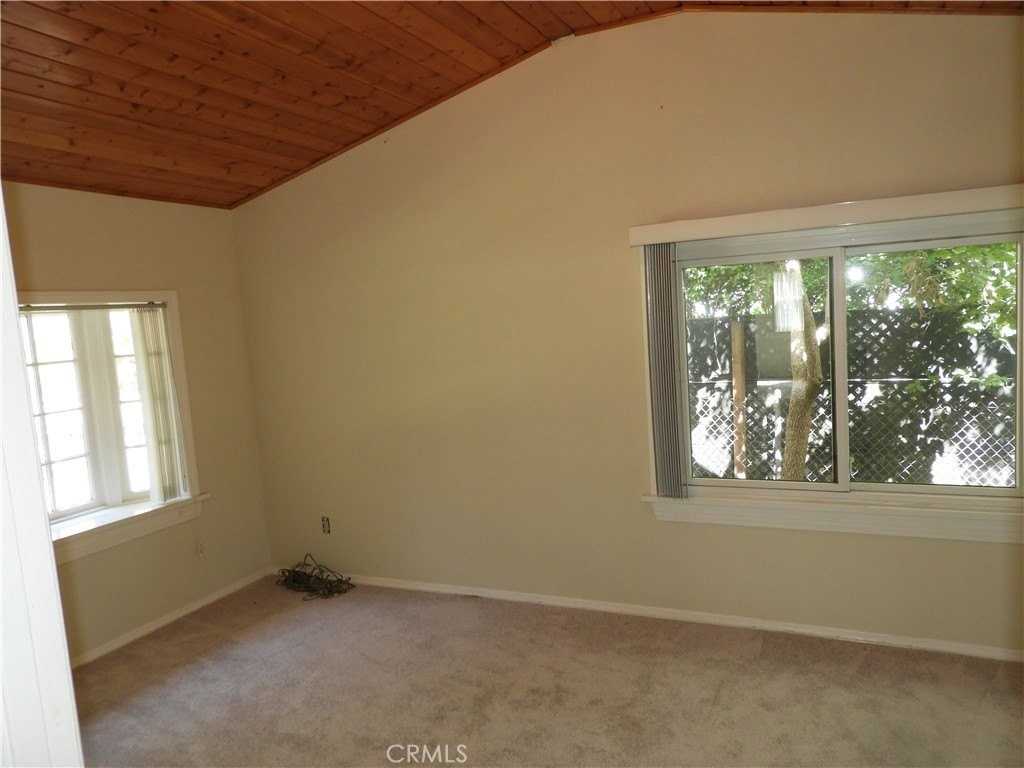 1554 Las Lunas St - Photo 4 of 15