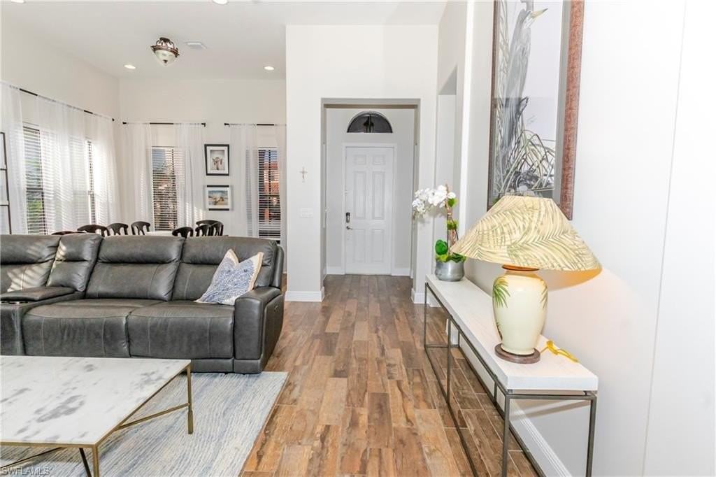 5104 Salerno St - Photo 3 of 50