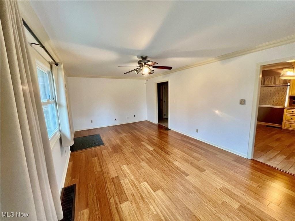 301 Bogart Rd - Photo 5 of 37