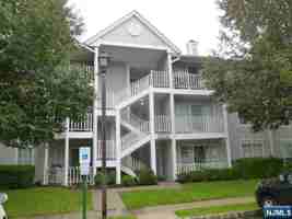 featured image of 418 Poets Way