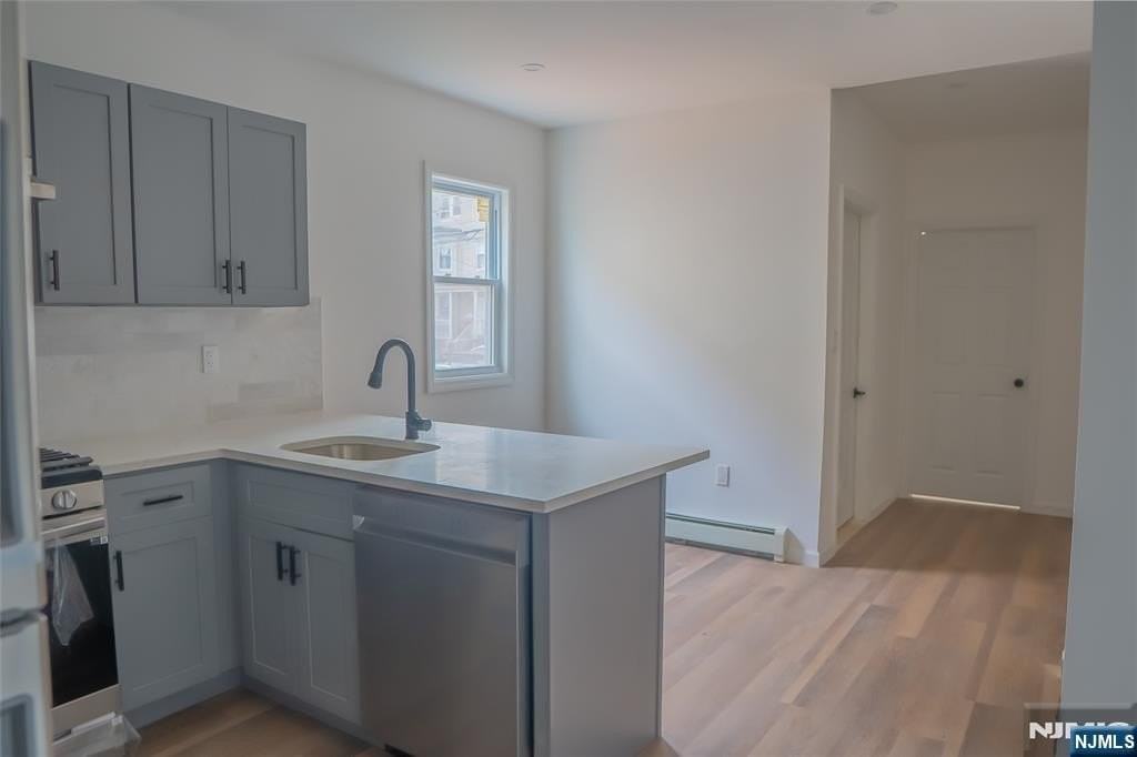 509 Fulton St - Photo 4 of 5